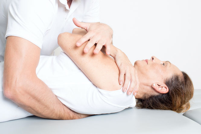 Physiotherapeut Privatpraxis Manouel Kanakis Düsseldorf